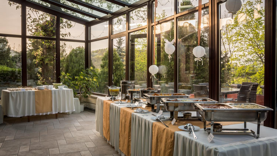 Food & Drinks 3, Bobbio Hotel, Budapesti