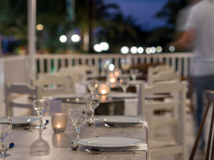 Food & Drinks 2, Ariadne, Crete