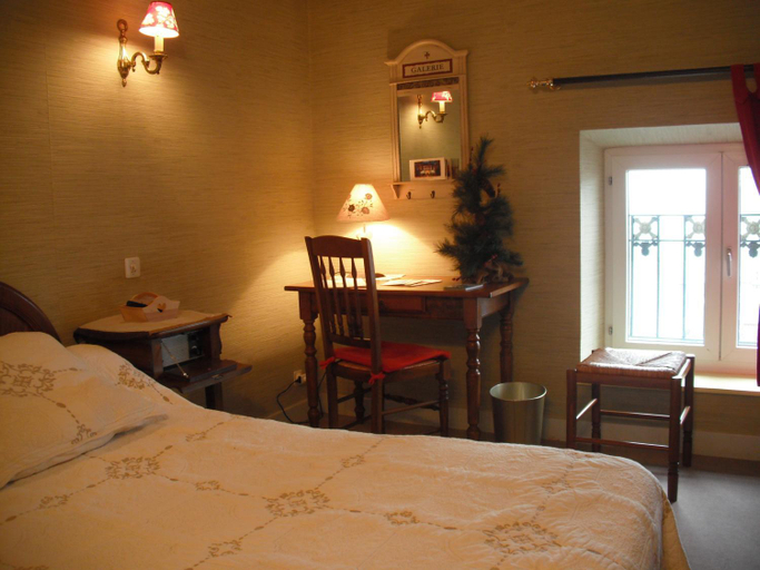 Bedroom 4, hotel le clos du montvinage, Aisne