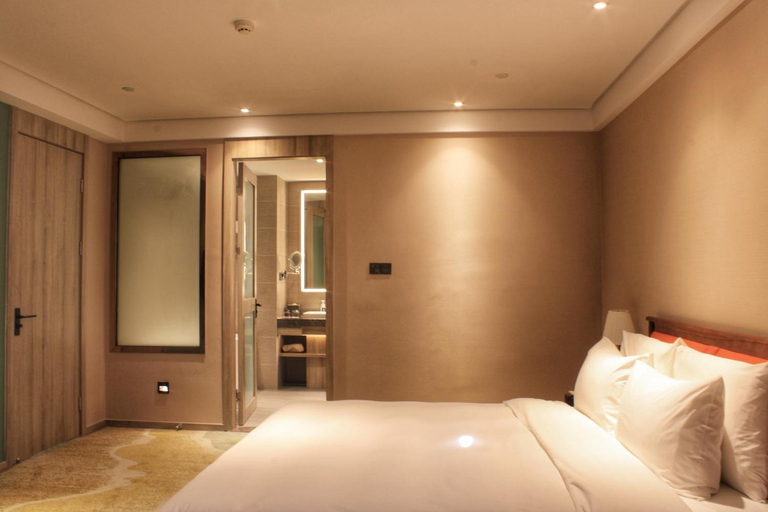 Bedroom 2, Atour Hotel Wuxi New District Changjiang North Road, Wuxi