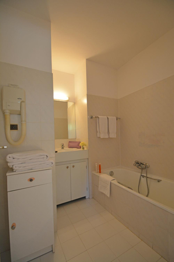 Bathroom, Les Hauts De Greoux, Alpes-de-Haute-Provence
