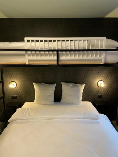 Bedroom 10