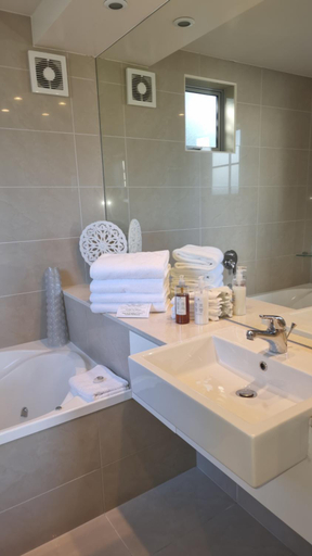Bathroom 3
