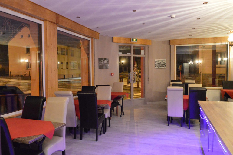 Food & Drinks 5, Hotel Timgad, Vosges