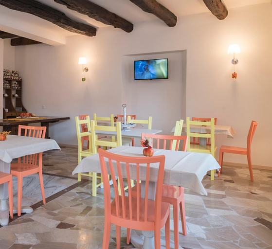 Food & Drinks 4, Chery Bed & Breakfast, Mendrisio