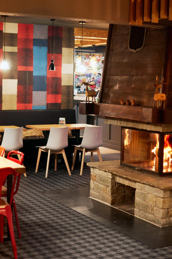Food & Drinks, Moontain Hostel, Isère