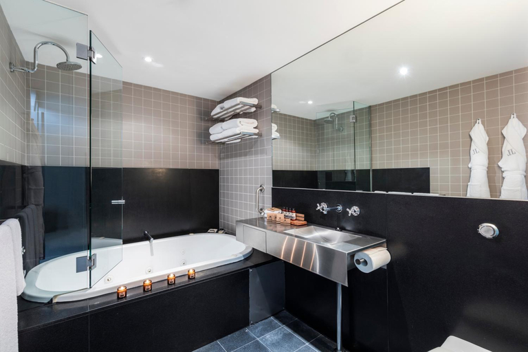 Bathroom 5, Lancemore Mansion Hotel Werribee Park, Melbourne