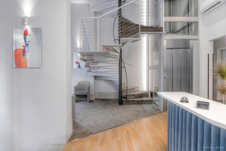 Public Area 3, Hotel Cosmos, Florence