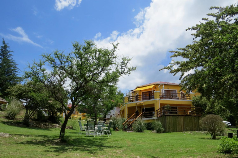 Food & Drinks 3, LAS PRINCESAS Cabanas frente al rio, Calamuchita