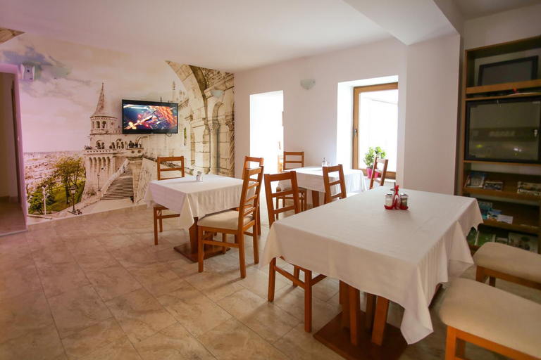 Food & Drinks 4, Hotel Hana, Herzegovina-Neretva