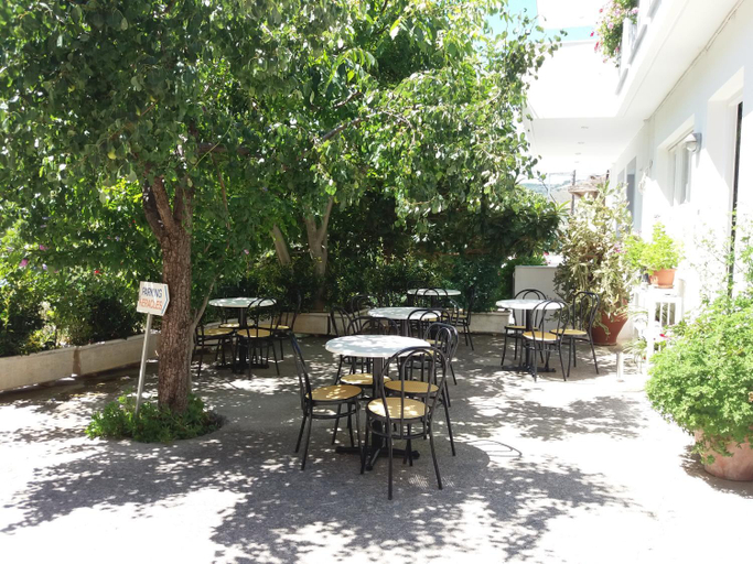 Others 5, Heracles Hotel, Crete