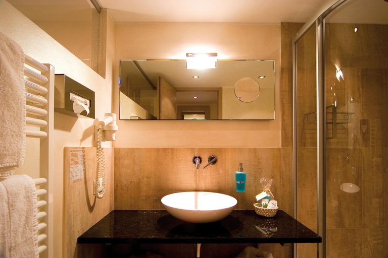 Bathroom 5, Hotel Rita, Imst