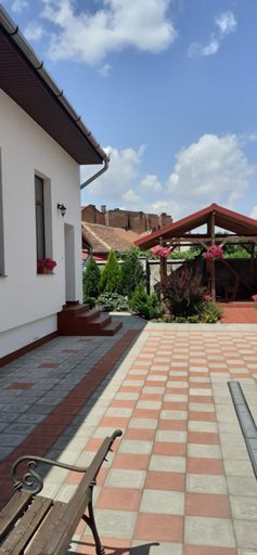 Others 5, La Principessa, Oradea