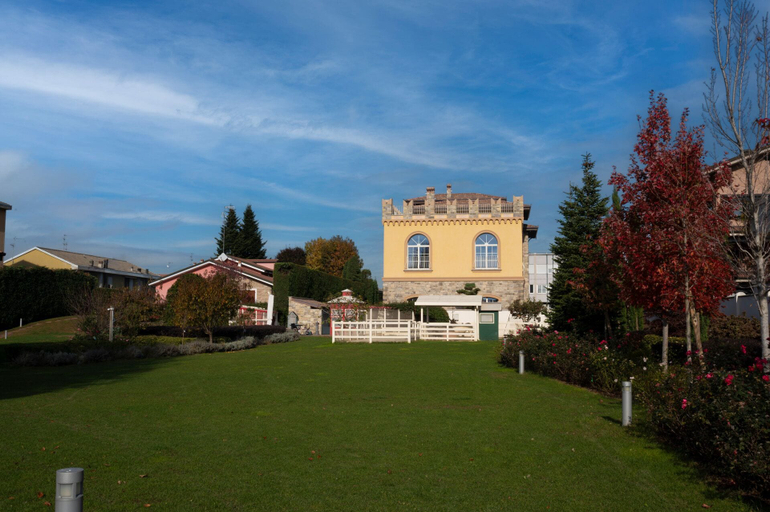 Exterior & Views 2, Il Codirosso – Il Castello che non c’era, Varese