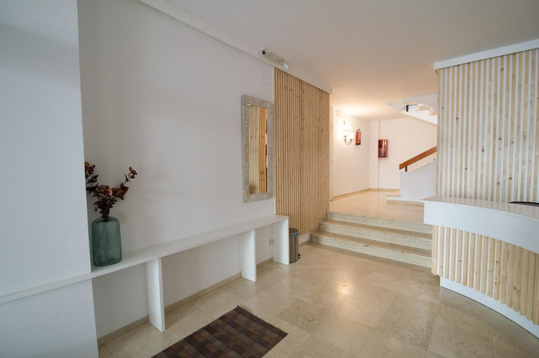 Public Area, Apartamentos Mestret, Baleares