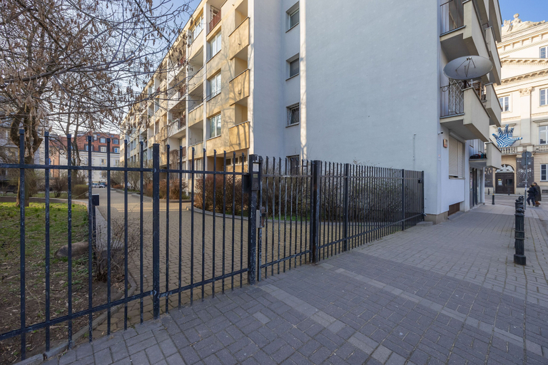 Exterior & Views 2, Miodowa Apartment in Warsaw by Renters, Warsaw