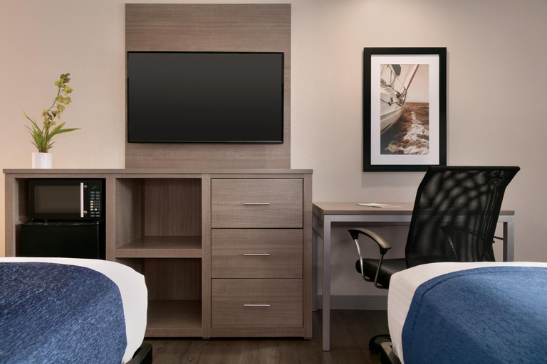Bedroom 14