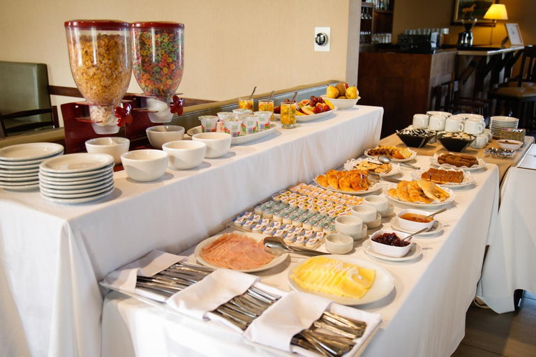 Food & Drinks 5, Hotel Howard Johnson Trenque Lauquen, Trenque Lauquen