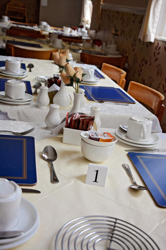 Food & Drinks 3, Tobermory Hotel, Blackpool