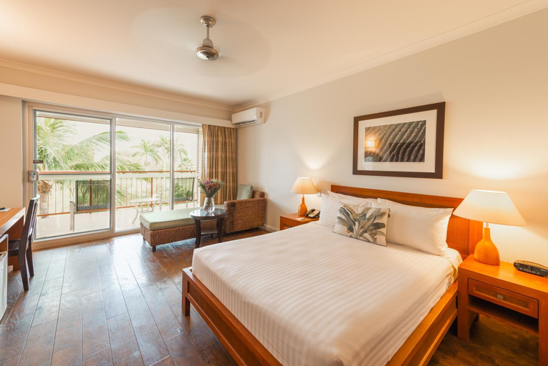 Bedroom 3, The Continental Hotel, Broome