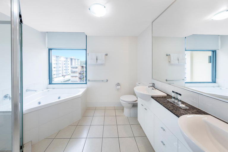 Bathroom 4