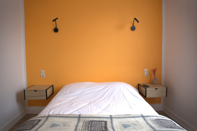 Bedroom 3, Relais 375, Vienne