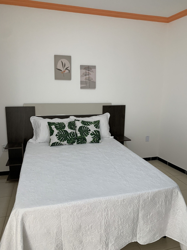Bedroom 2, Pousada Leon, Machados