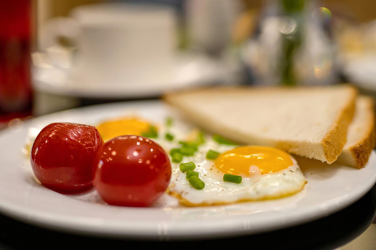 Food & Drinks 5, Benefice Hotel Yerevan-通緝, Yerevan
