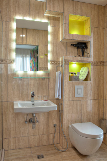 Bathroom 4, Hotel Aziza Sarajevo, Sarajevo