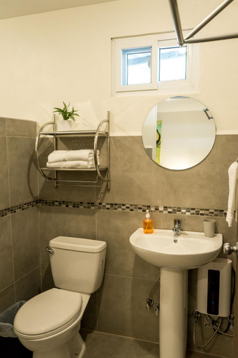Bathroom 3, Terida Airport B&B, Alajuela