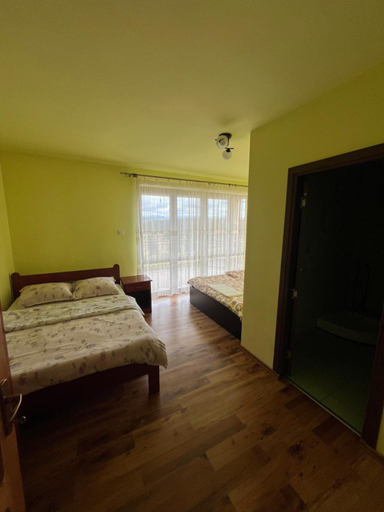 Others 4, Casa Matis Marisel, Marisel