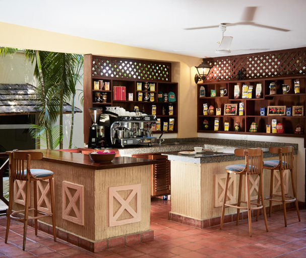 Food & Drinks 5, Neptune Beach Resort - All Inclusive, Kisauni