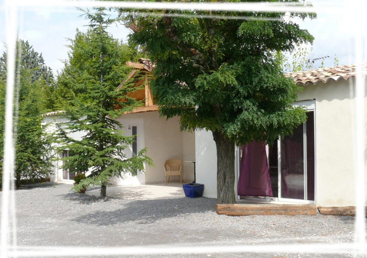 Exterior & Views 2, Auberge de la Couronne, Ardèche