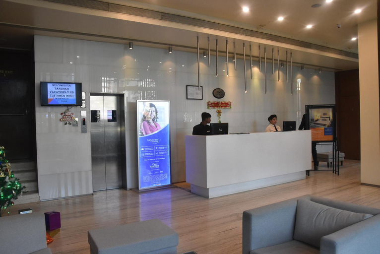 Public Area 3, Marasa Sarovar Portico Rajkot, Rajkot