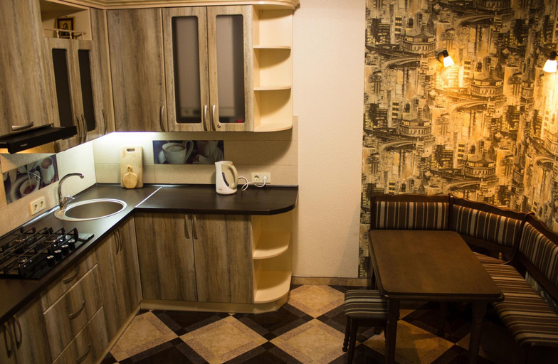 Others 5, Hostel Q ,15 хв до жд вокзалу, L'vivs'ka