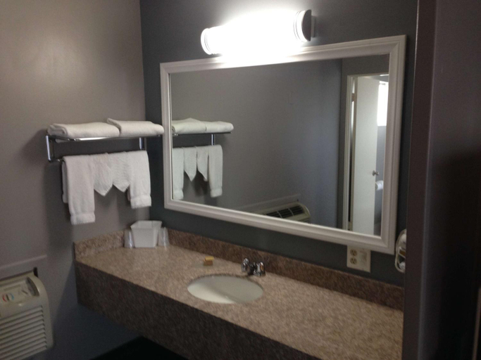 Bathroom 4, HOTEL SALINA, Riverside