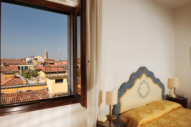 Bedroom 3, San Marco Palace, Venezia