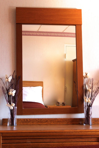 Bedroom 3, Regency Inn Richmond, Henrico