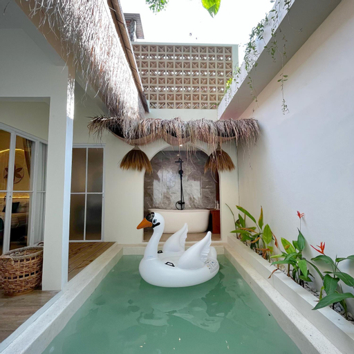 Swimming Pool 1