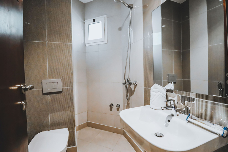 Bathroom 4, Mabaat - White Pearl Al Basatin - 600, Jeddah