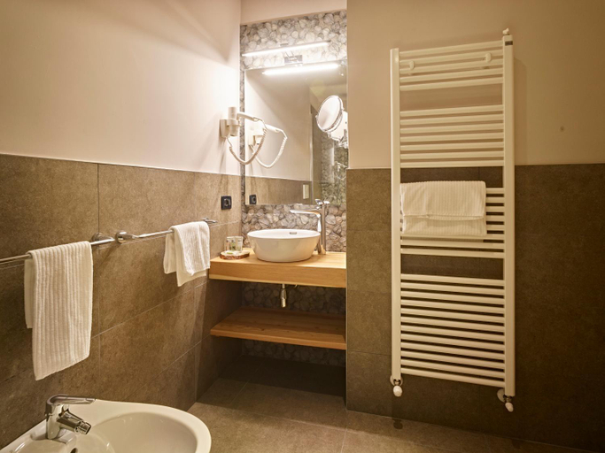 Bathroom 4, Hotel Garni My Ledro, Trento