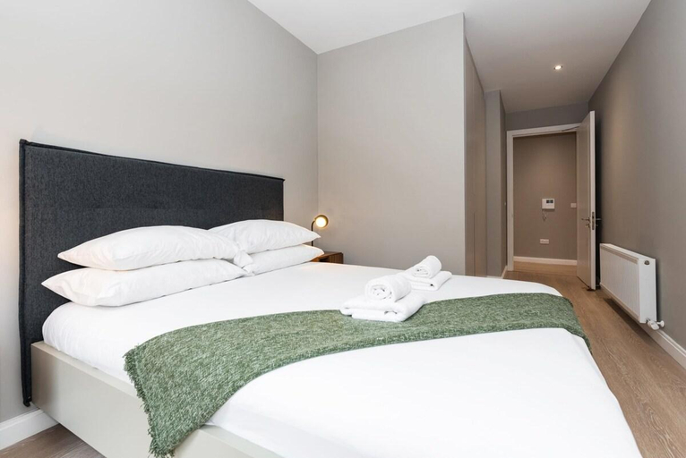 Bedroom 2, Woodward Square, Dublin