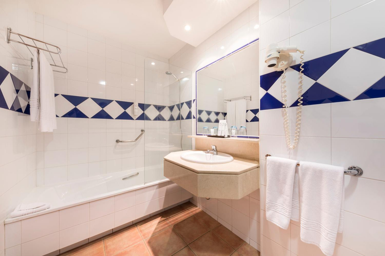 Bathroom 5, Be Live Experience Orotava, Santa Cruz de Tenerife