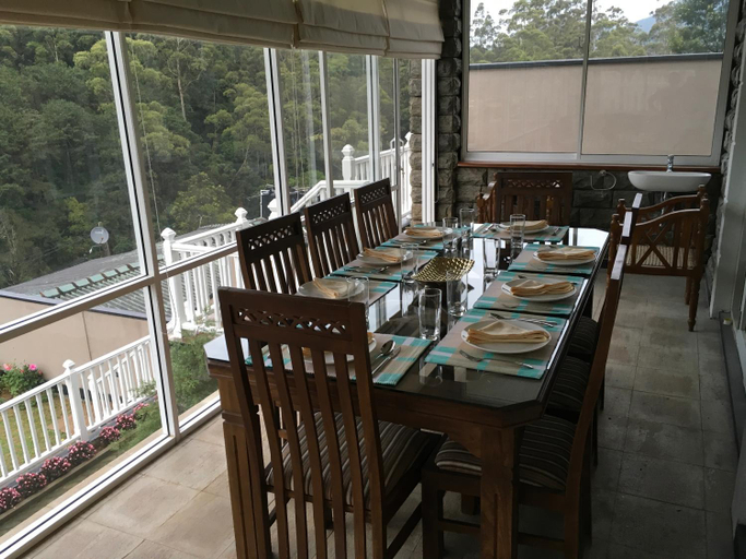 Food & Drinks, Dorchester, Nuwara Eliya