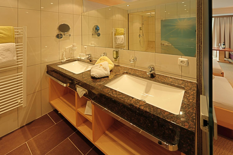 Bathroom 4, Arnika, Landeck