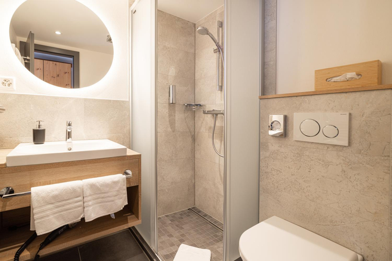 Bathroom 3, Hotel Hohe Promenade, Plessur