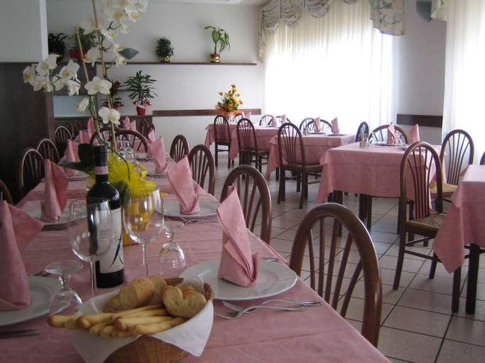 Food & Drinks 5, Hotel Sanremo, Cuneo
