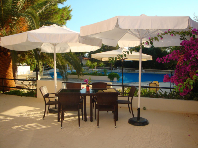 Food & Drinks 3, Monte Vardia, Crete