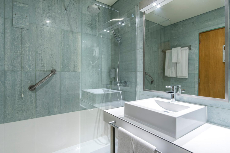 Bathroom 4, The Azoriani Boutique, an Ascend Collection Hotel, Ponta Delgada