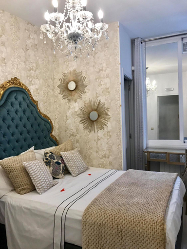 Others 2, Hostal Casa Boutique, Madrid